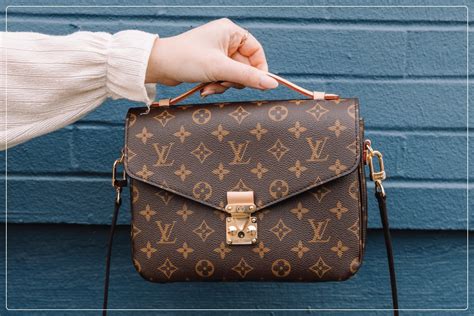 identify fake louis vuitton bag|how to authenticate louis vuitton.